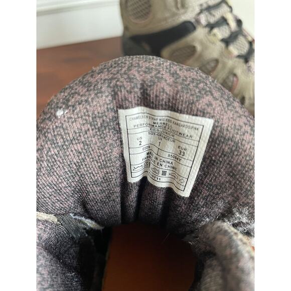 Merrell Kid's SIZE 2 Chameleon Mid Waterproof Hiking Boots Kangaroo Pink - Picture 6 of 7